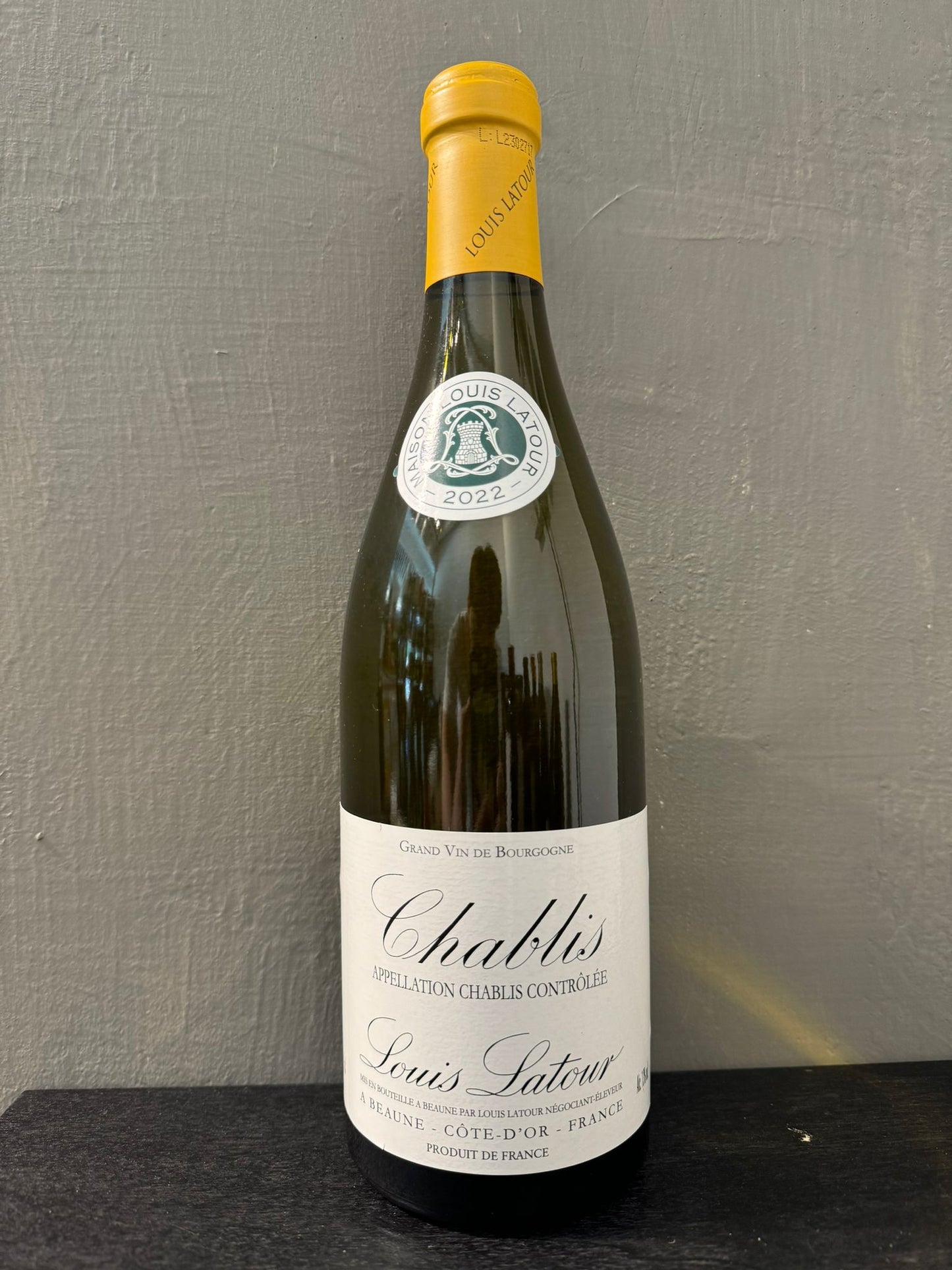 2022 Louis Latour Chablis