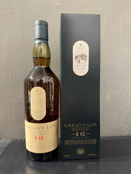 Lagavulin 16